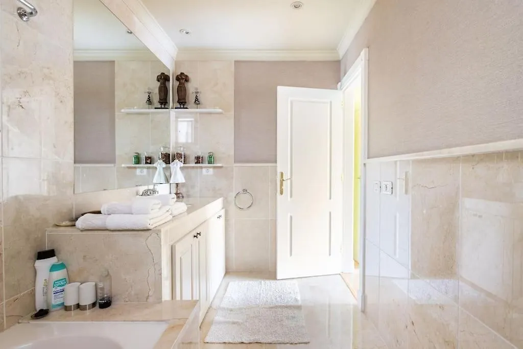 Вилла Casa De Lujo Junto Al Club Golf Такоронте